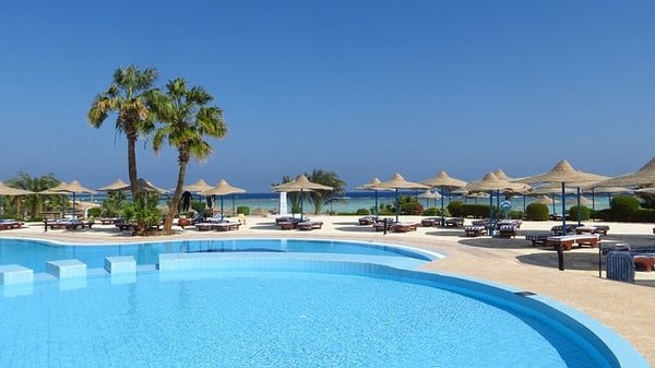 Les joies du naturisme en famille